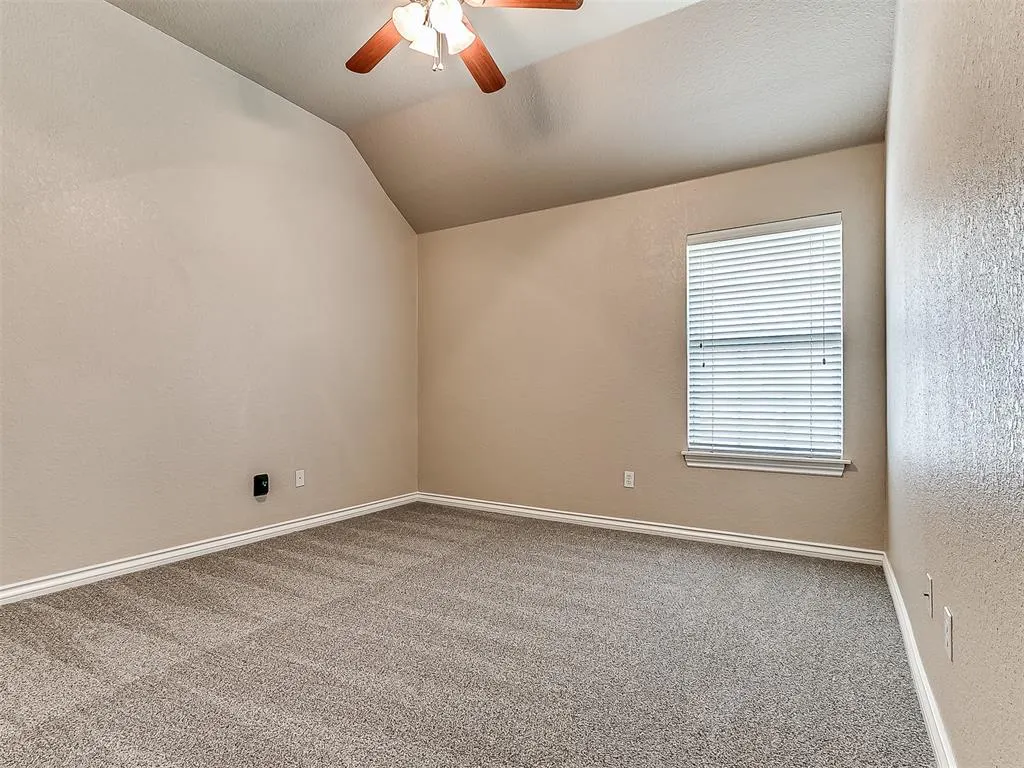 Photo 31 — 16609 Village Garden Drive, Edmond, OK 73012