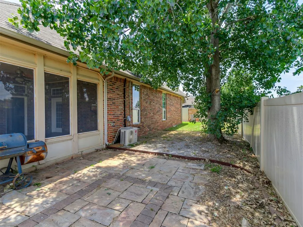 Photo 39 — 16609 Village Garden Drive, Edmond, OK 73012