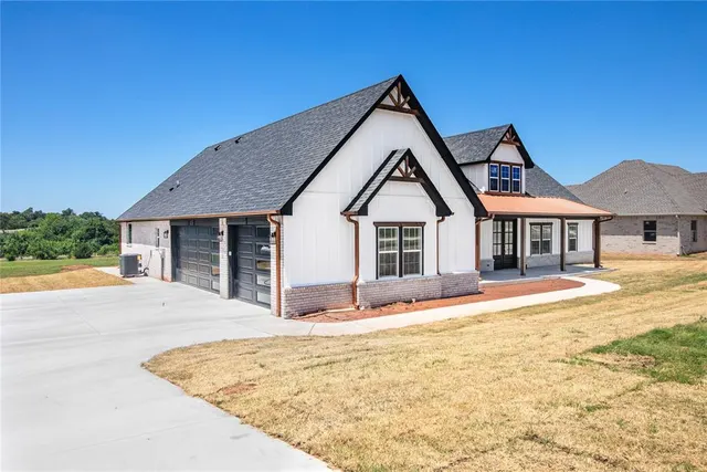 Photo 6 — 1160 Wolf Creek Drive, Blanchard, OK 73010