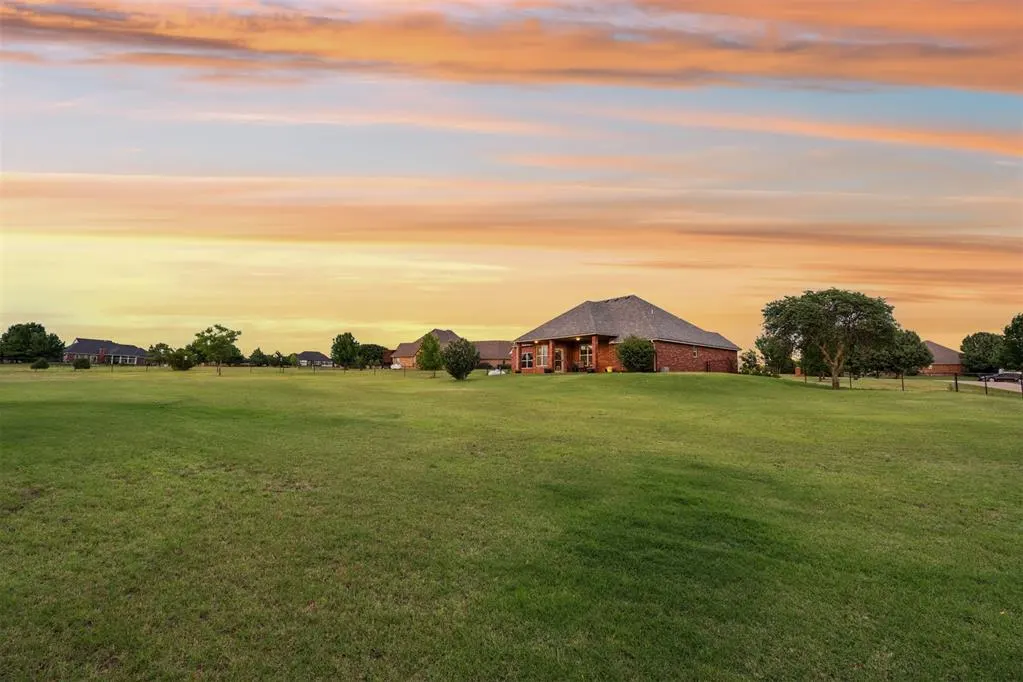 Photo 3 — 2267 Sandpiper Drive, Blanchard, OK 73010