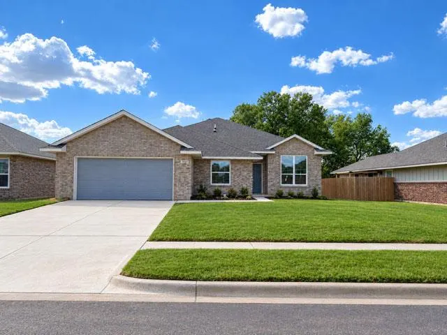 Front exterior — 3404 Hickorystick Drive, Chickasha, OK 73018