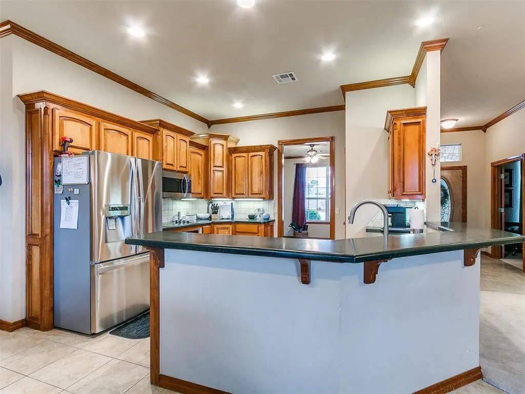 Photo 14 — 726 Silver Tree Drive, Choctaw, OK 73020