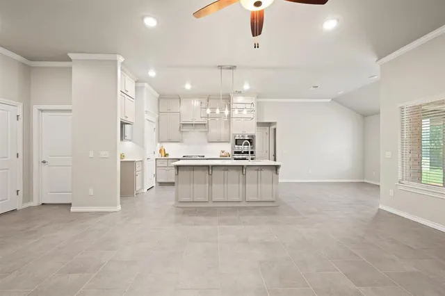 Photo 8 — 16032 Siloa Avenue, Edmond, OK 73013