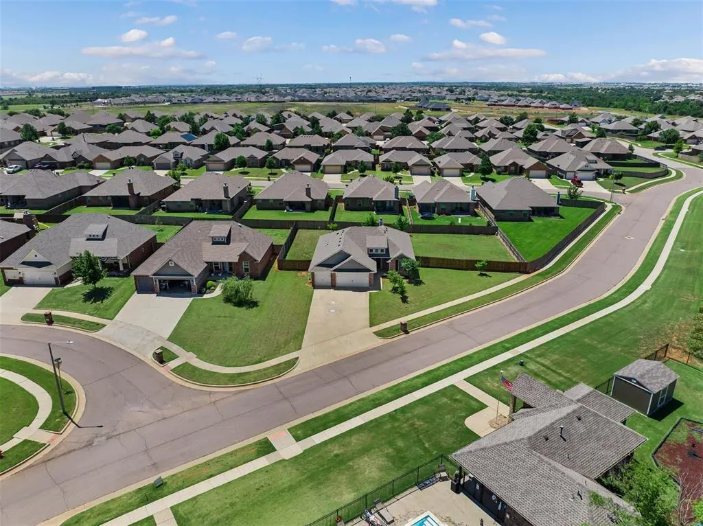 Photo 50 — 16032 Siloa Avenue, Edmond, OK 73013