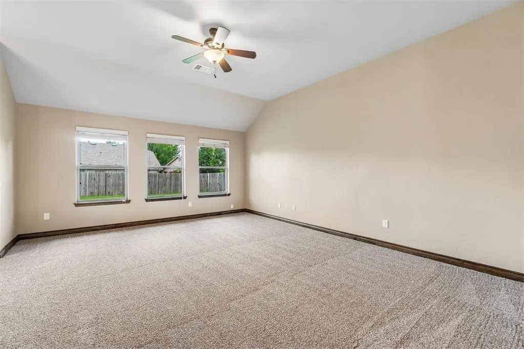 Photo 3 — 2601 Fawn Lily Road, Oklahoma City, OK 73128