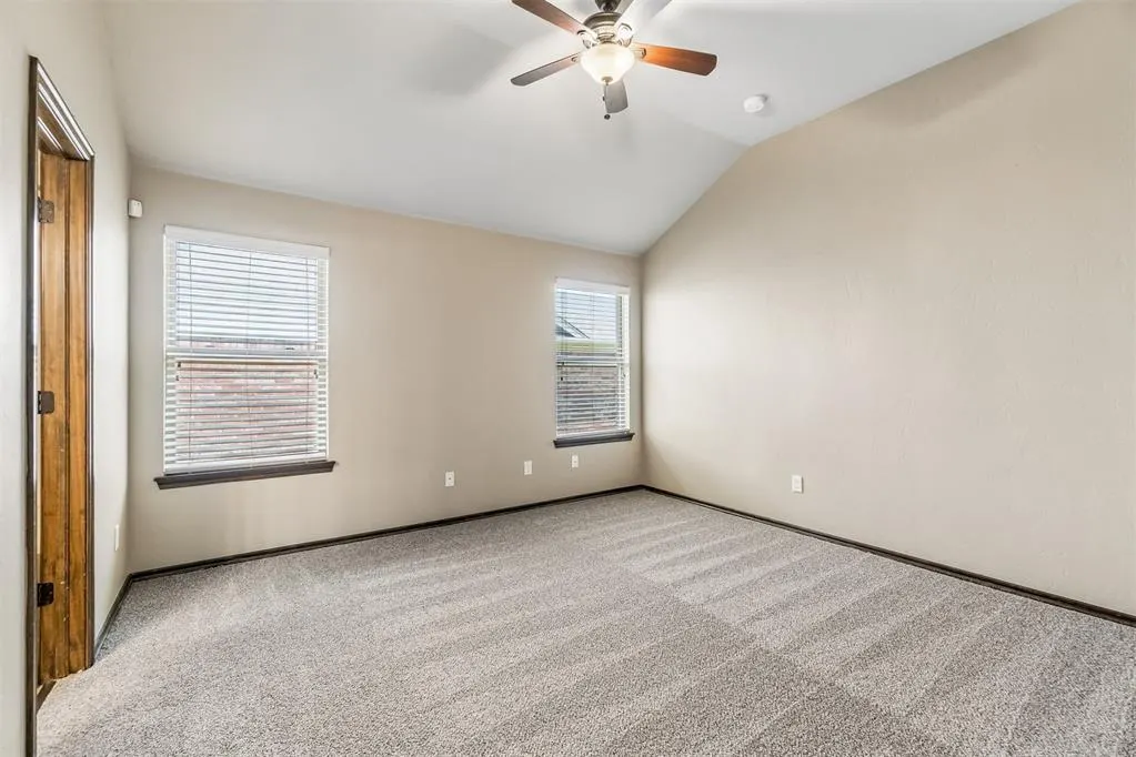Photo 10 — 2601 Fawn Lily Road, Oklahoma City, OK 73128
