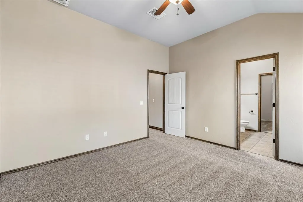 Photo 12 — 2601 Fawn Lily Road, Oklahoma City, OK 73128