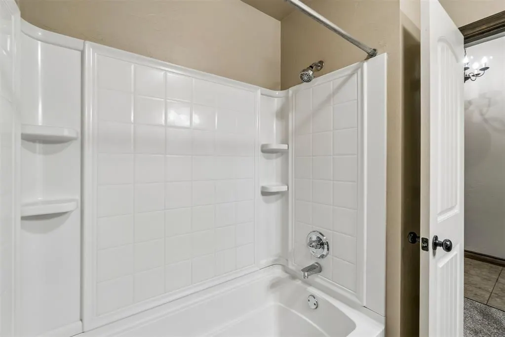 Photo 20 — 2601 Fawn Lily Road, Oklahoma City, OK 73128