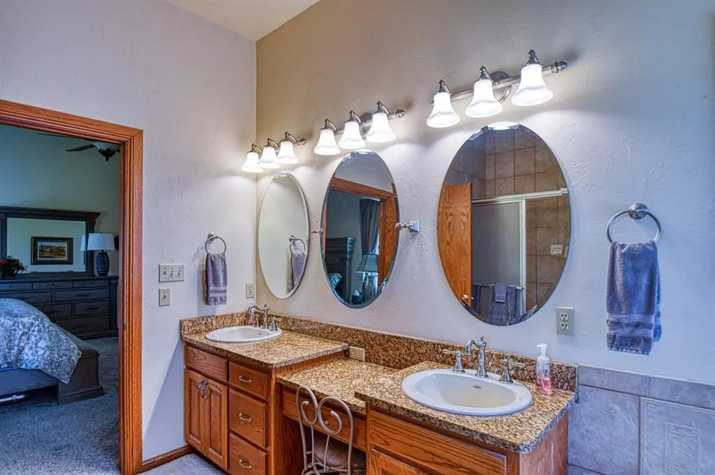 Photo 21 — 4001 County Road 1520, Stratford, OK 74872