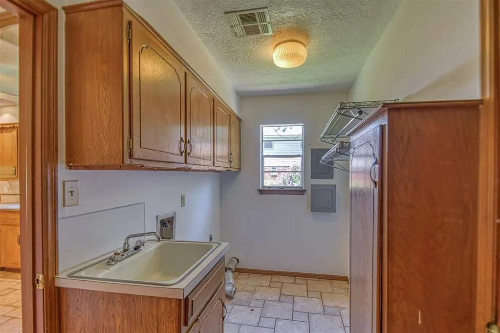 Photo 19 — 620 Terrace Place, Norman, OK 73069