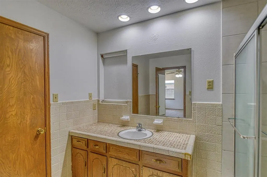 Photo 12 — 620 Terrace Place, Norman, OK 73069