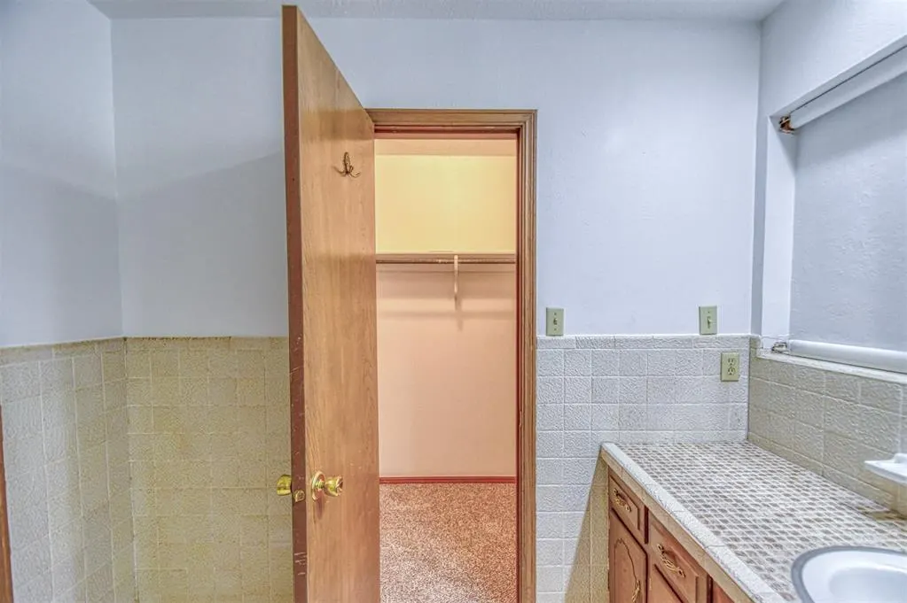 Photo 18 — 620 Terrace Place, Norman, OK 73069