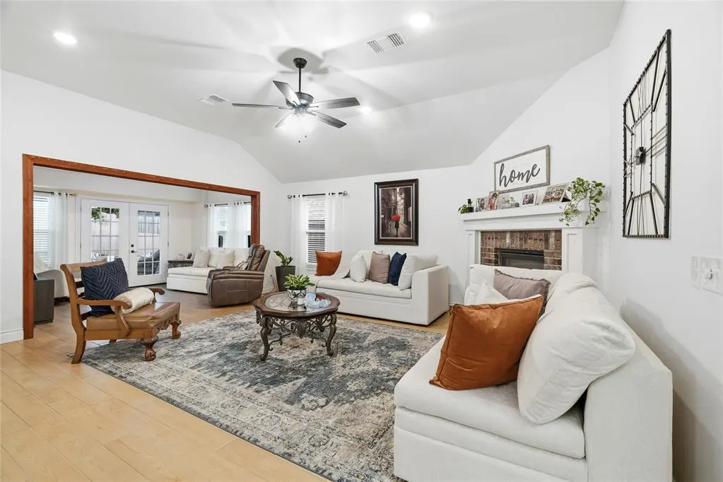 Photo 8 — 408 Vista Drive, Yukon, OK 73099