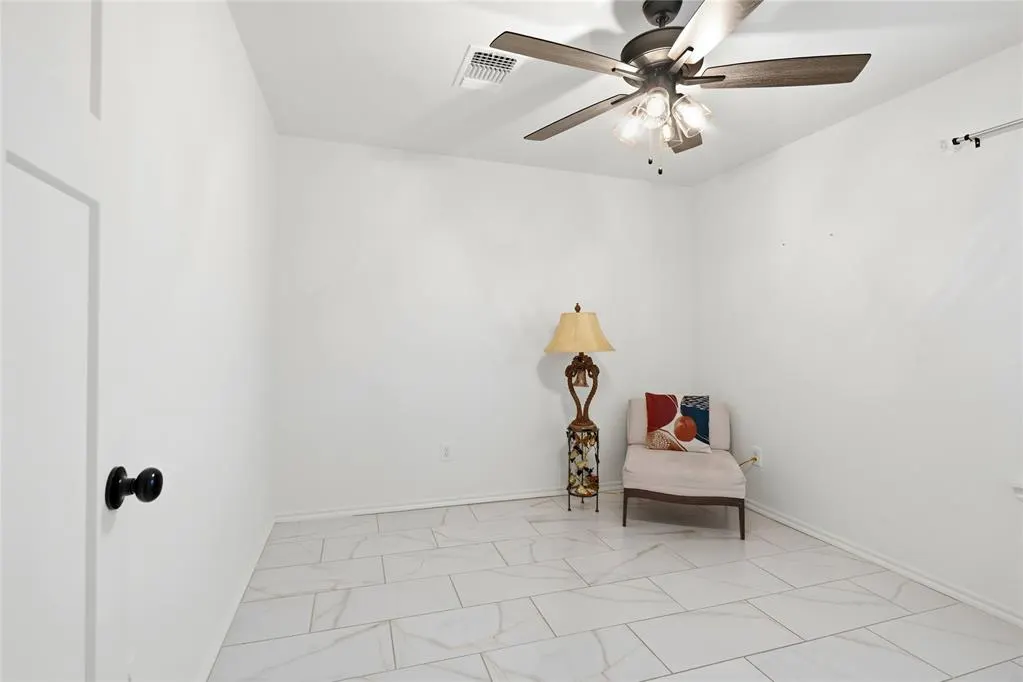 Photo 23 — 408 Vista Drive, Yukon, OK 73099