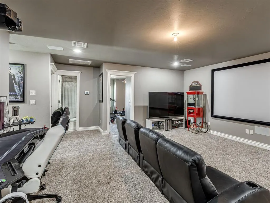 Photo 9 — 1404 Katelyn Court, Yukon, OK 73099