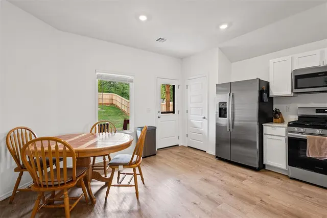 Photo 6 — 3880 Ada Avenue, Harrah, OK 73045