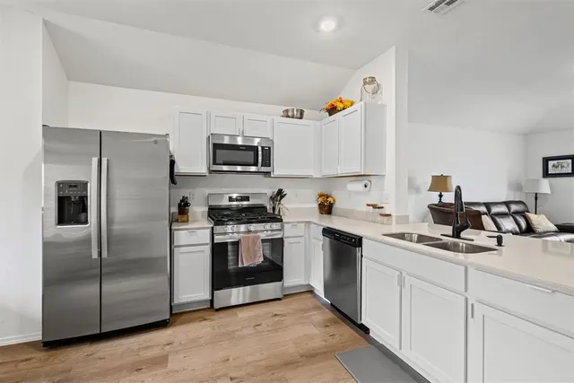 Photo 3 — 3880 Ada Avenue, Harrah, OK 73045
