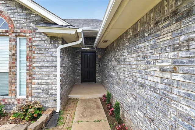 Photo 5 — 15616 Sandstone Terrace, Oklahoma City, OK 73170