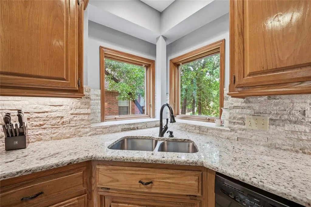 Photo 17 — 1 N Crosstimber Trail, Edmond, OK 73034