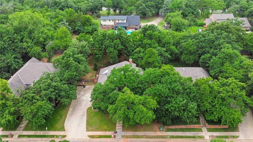 Photo 39 — 1 N Crosstimber Trail, Edmond, OK 73034