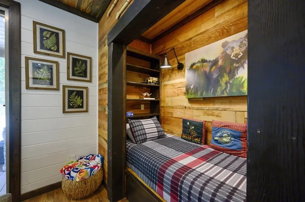 Photo 19 — 47 Canoe Birch Trail, Broken Bow, OK 74728