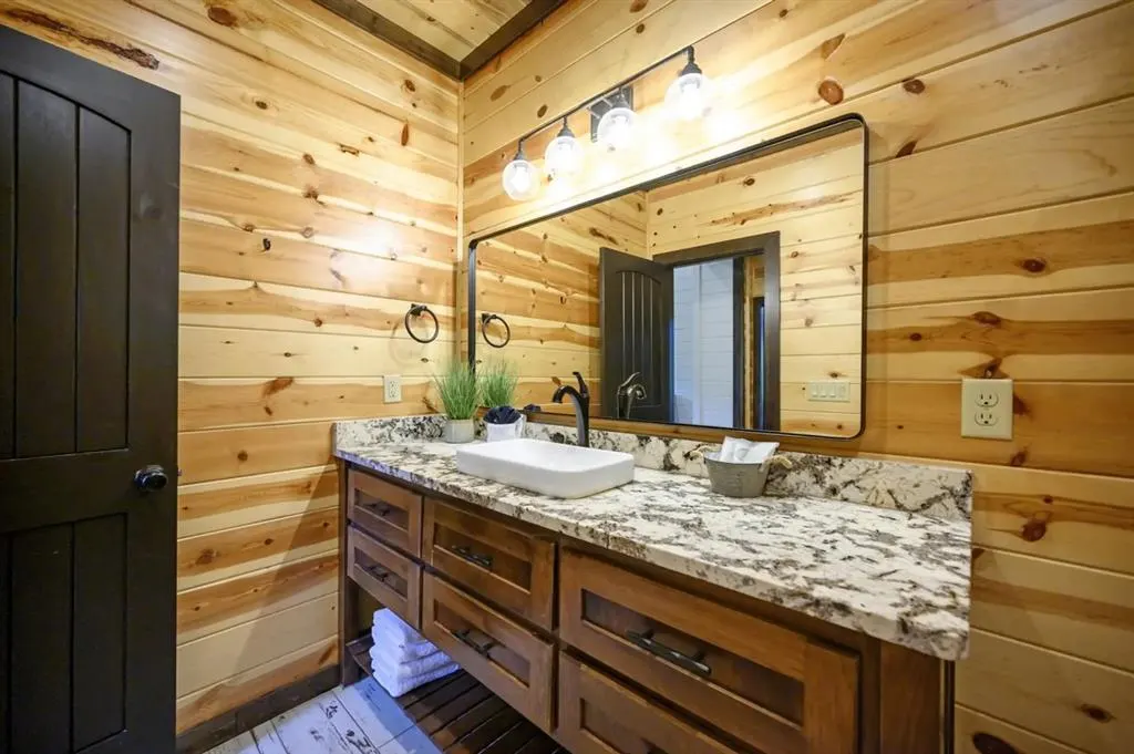 Photo 11 — 47 Canoe Birch Trail, Broken Bow, OK 74728