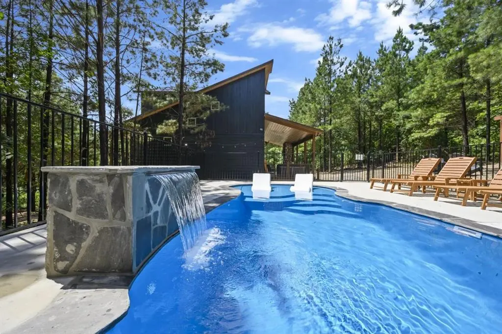 Front exterior — 47 Canoe Birch Trail, Broken Bow, OK 74728
