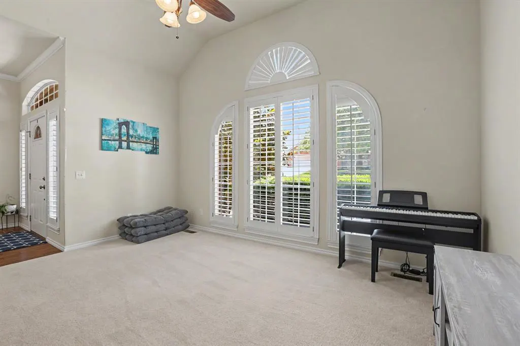 Photo 6 — 14208 Pecan Hollow Terrace, Edmond, OK 73013