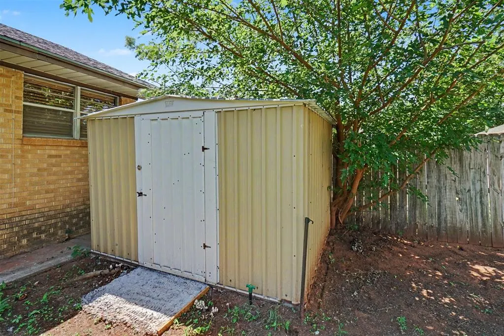 Photo 27 — 403 N Randall Avenue, Elk City, OK 73644