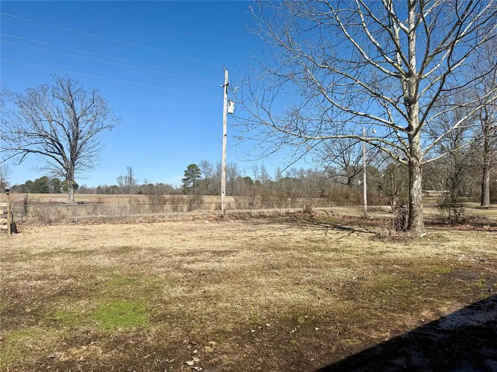 Photo 9 — 624 Sunflower Road, Broken Bow, OK 74728