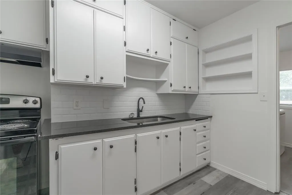 Photo 10 — 222 W Ercoupe Drive, Oklahoma City, OK 73110