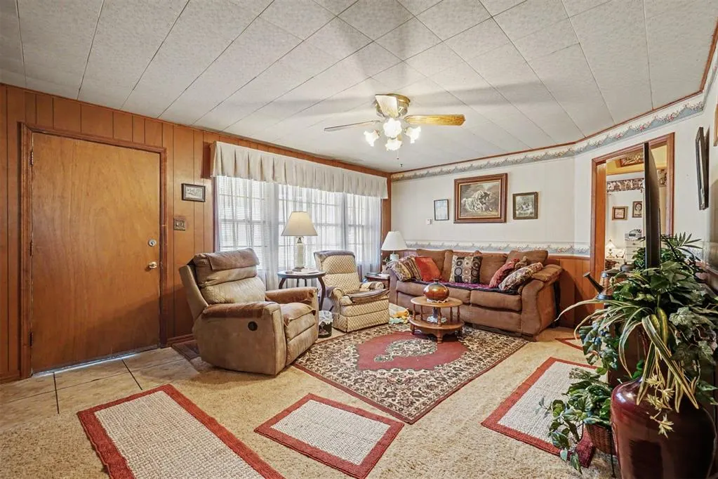 Photo 12 — 161 Blackburn Boulevard, Elk City, OK 73644