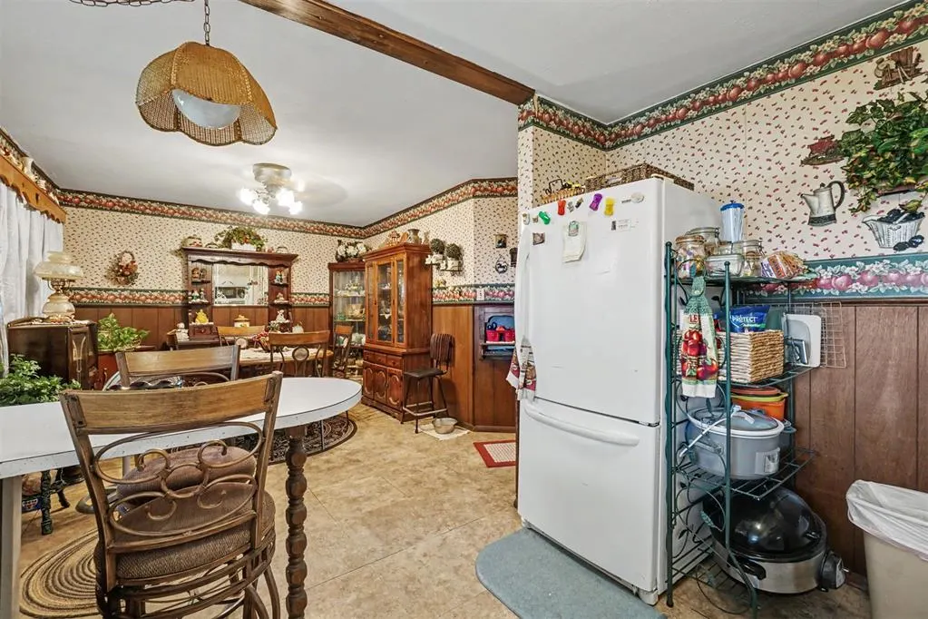 Photo 18 — 161 Blackburn Boulevard, Elk City, OK 73644