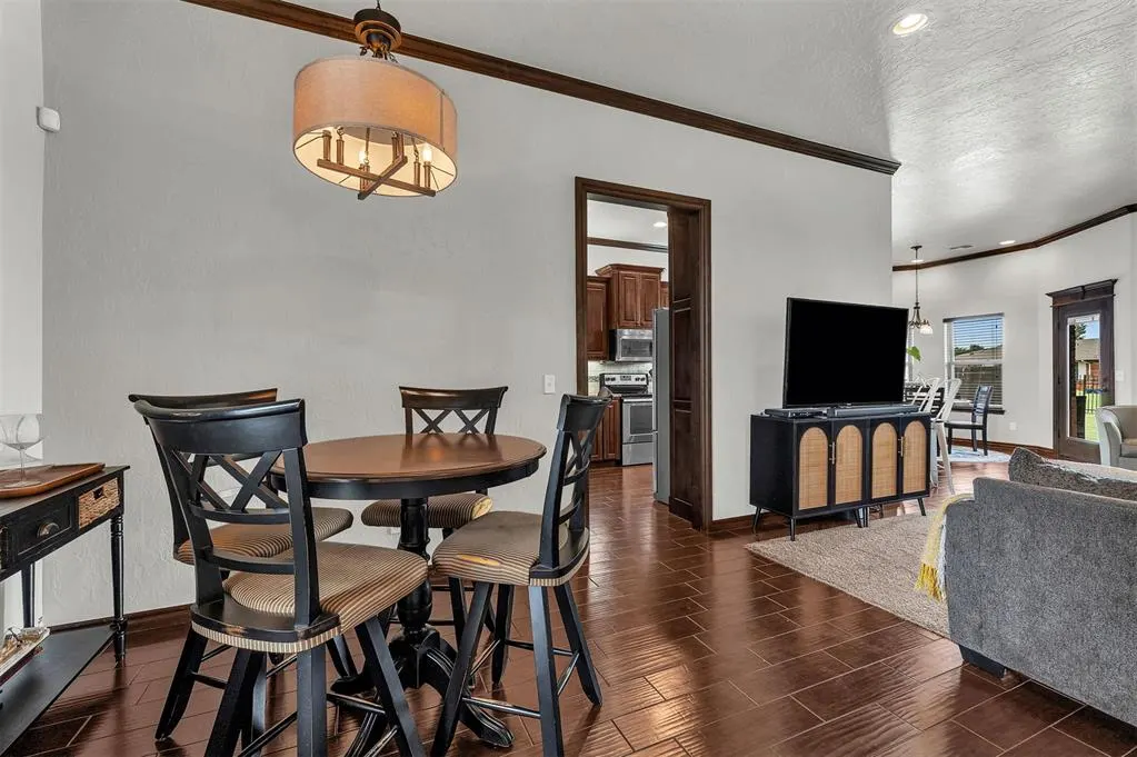 Photo 4 — 2570 Kadlan Drive, El Reno, OK 73036
