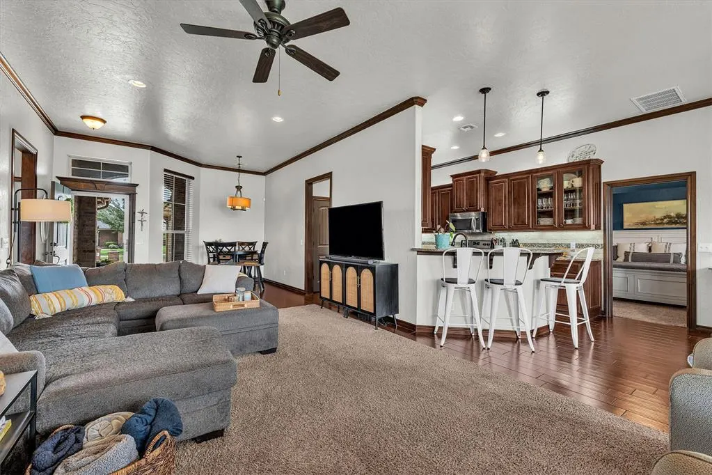 Photo 8 — 2570 Kadlan Drive, El Reno, OK 73036