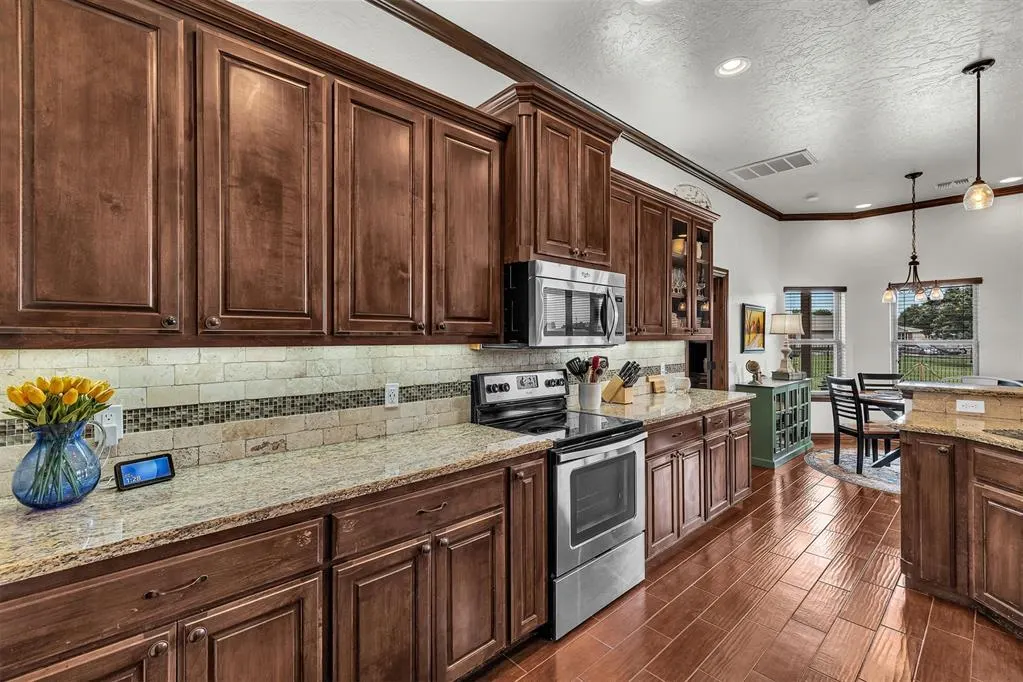Photo 16 — 2570 Kadlan Drive, El Reno, OK 73036