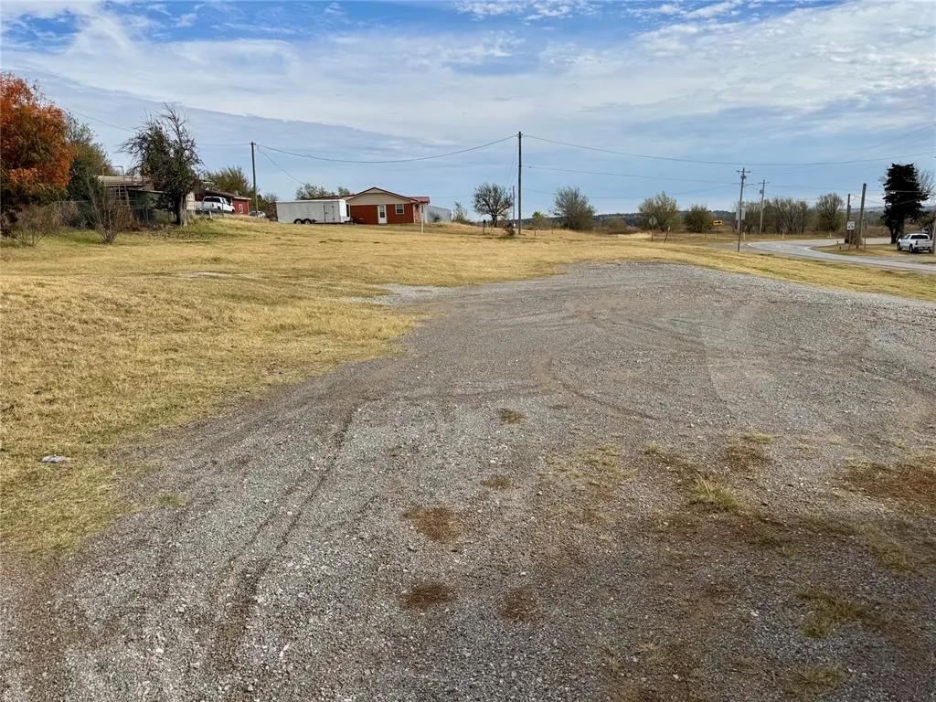 Photo 16 — 601 E 1st Street, Cement, OK 73017
