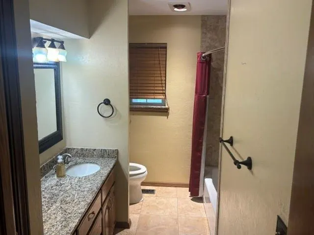 Photo 5 — 700 Lola Street, Lindsay, OK 73052