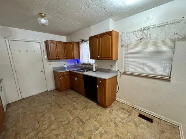 Photo 36 — 10609 Whitehaven Road, The Village, OK 73120