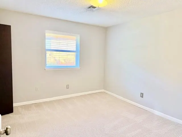 Photo 11 — 632 Pepperdine Avenue, Edmond, OK 73013