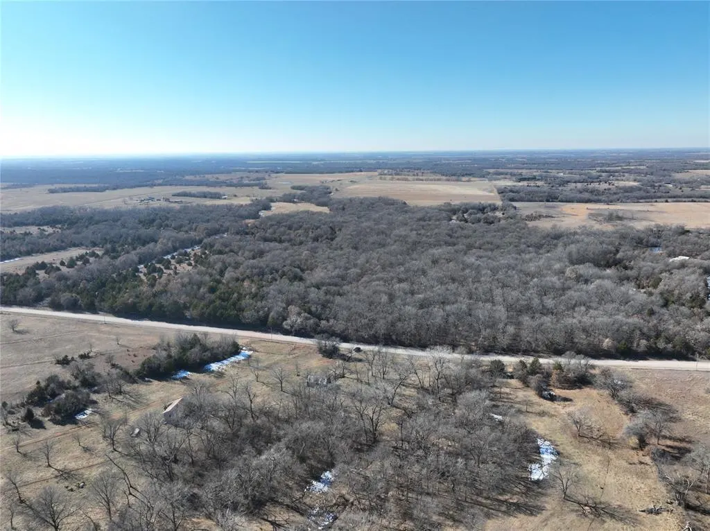 Photo 5 — Red Rock Avenue, Byars, OK 74831