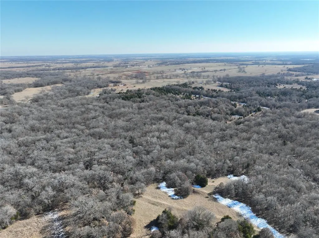 Photo 8 — Red Rock Avenue, Byars, OK 74831