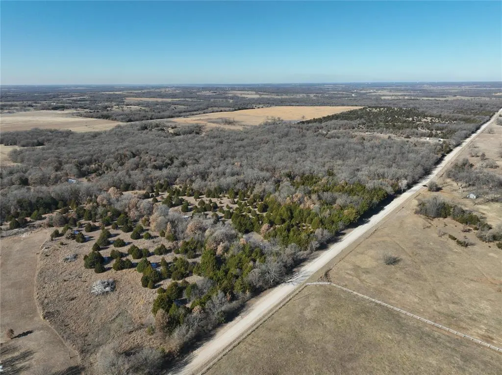 Photo 9 — Red Rock Avenue, Byars, OK 74831