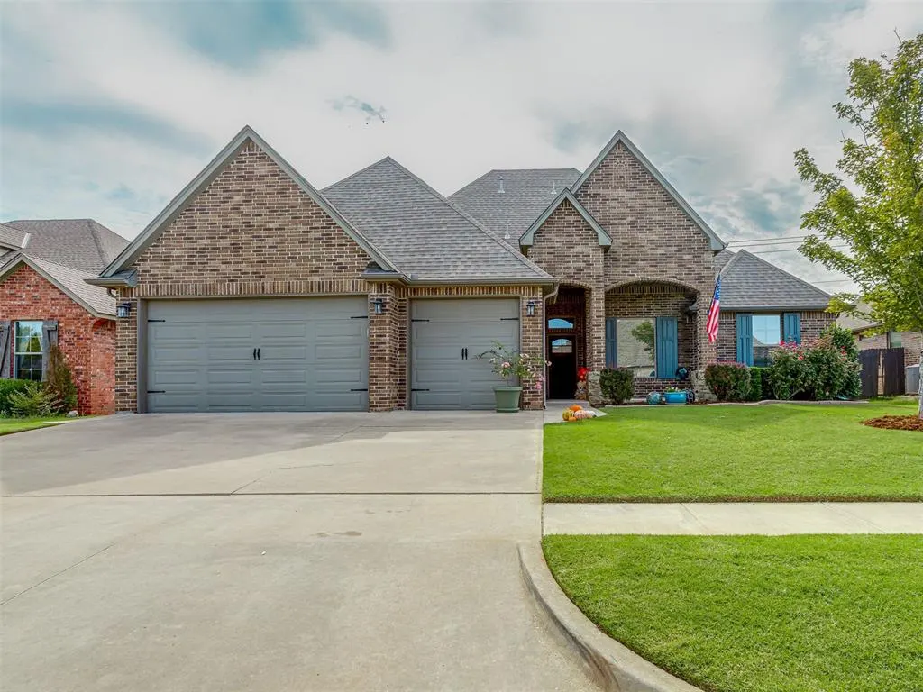 Front exterior — 4712 NW 151st Terrace, Edmond, OK 73013