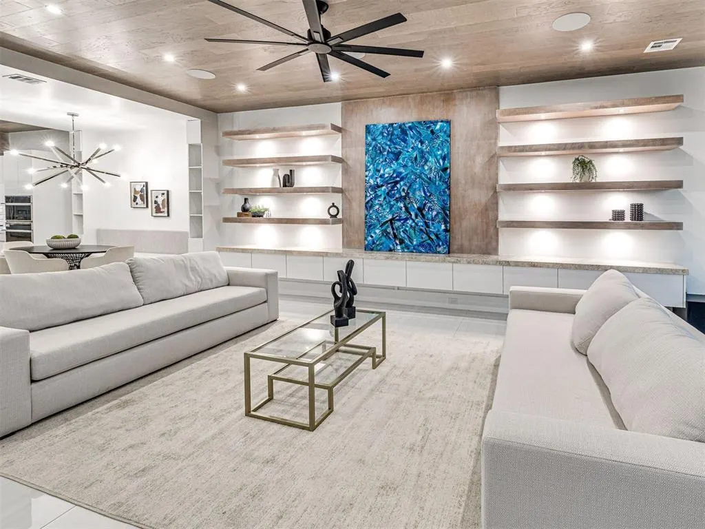 Photo 35 — 619 NE 5th Street, Oklahoma City, OK 73104