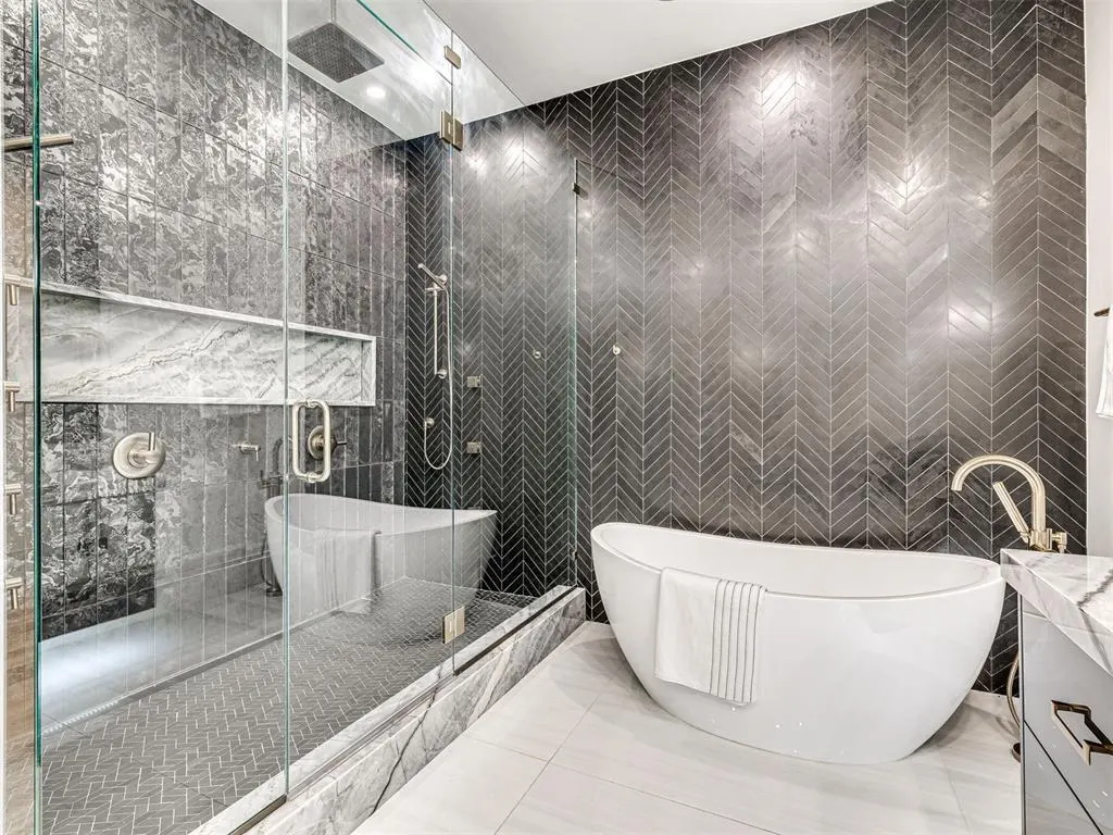 Photo 43 — 619 NE 5th Street, Oklahoma City, OK 73104