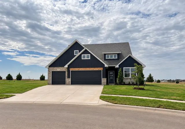 Photo 2 — 1063 Copper Ridge Circle, Piedmont, OK 73078