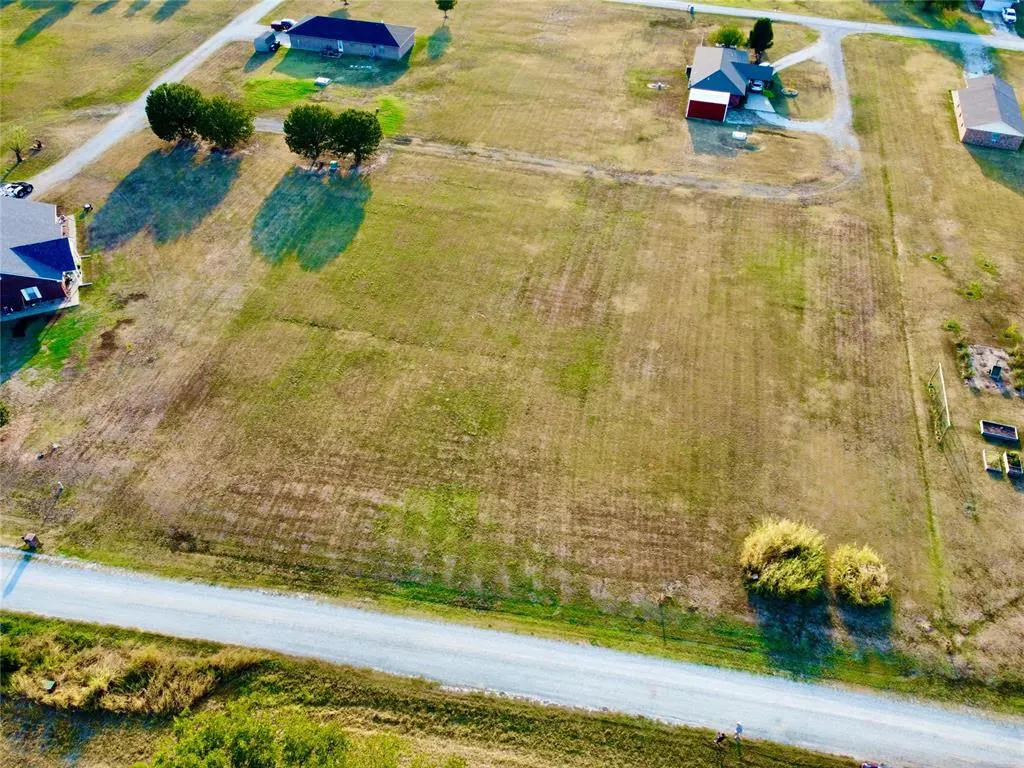 Photo 4 — S Cody Road, Shawnee, OK 74840