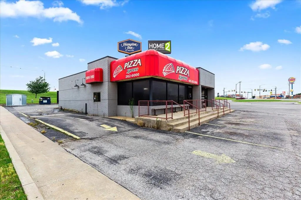 Photo 4 — 1547 SW 27th Street, El Reno, OK 73036
