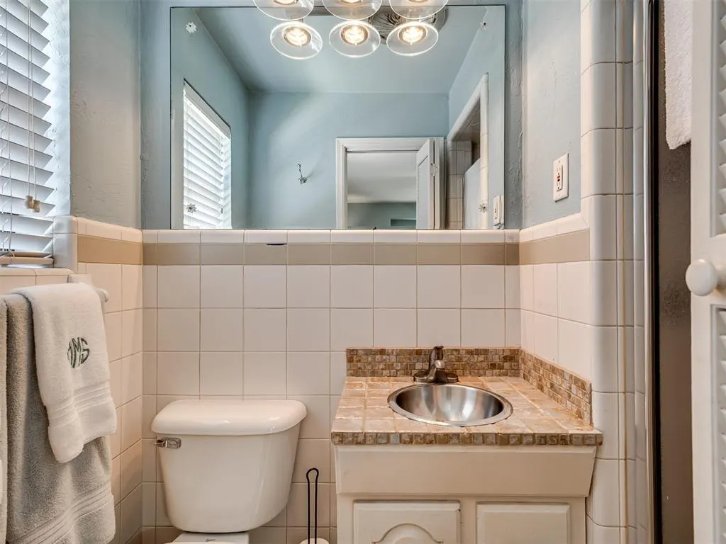 Photo 24 — 2725 Warwick Drive, Oklahoma City, OK 73116